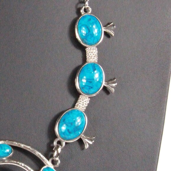 Vintage Faux Turquoise Squash Blossom Silver Tone Necklace - Picture 8 of 8